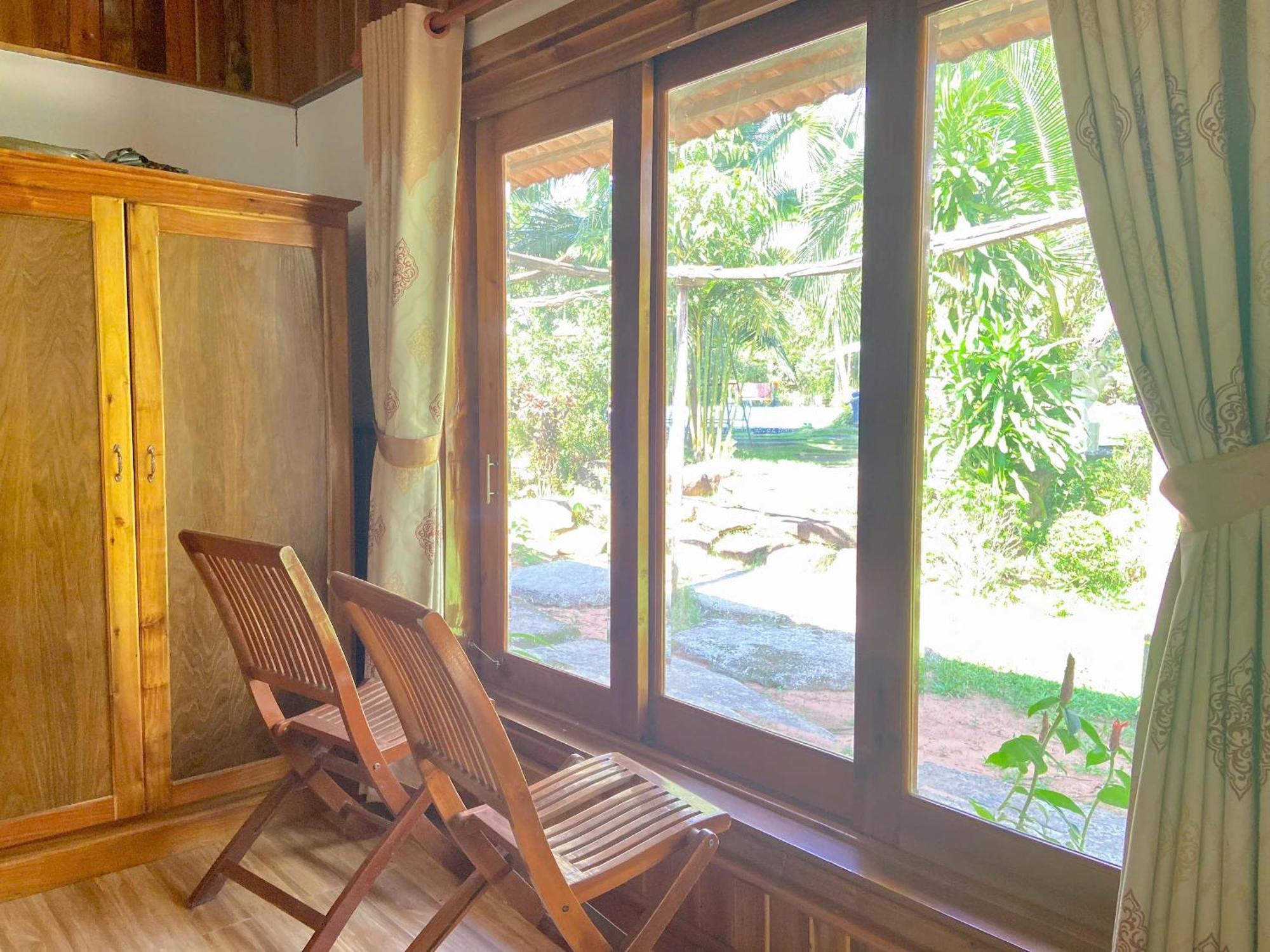Y Nghia Bungalow Ong Lang Дуонг-Донг Экстерьер фото