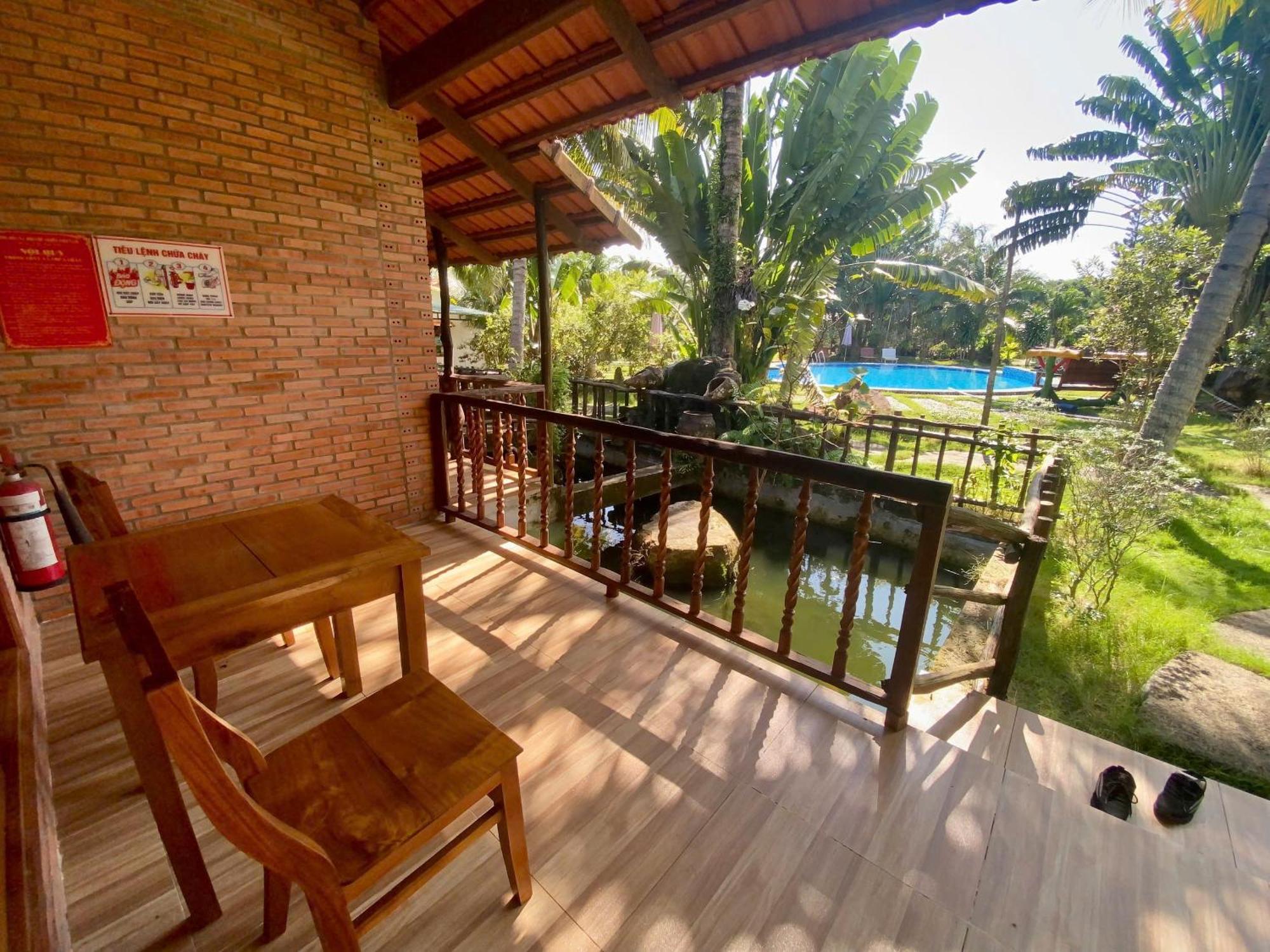 Y Nghia Bungalow Ong Lang Дуонг-Донг Экстерьер фото